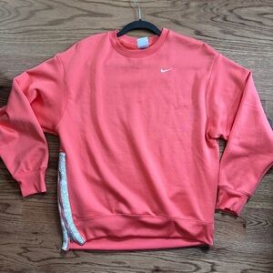 Oversized Nike side zip workout sweatshirt.